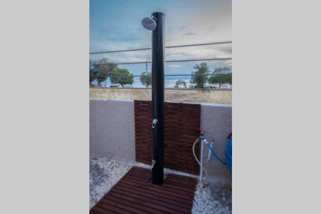 House On The Beach Salamina Exterior foto